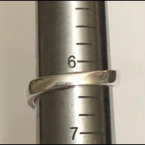 R:3 Blue Fire Opal Solid sterling silver Ring. - Picture 7 of 8